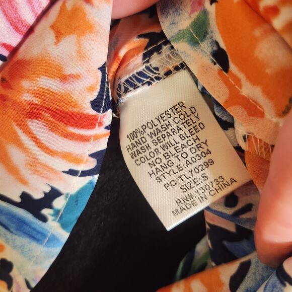 UMGEE Floral Romper with Tie Waist, Size Small - Picture 12 of 13